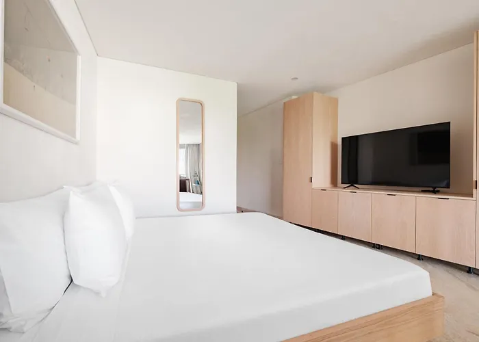 Par 606 Apartment *