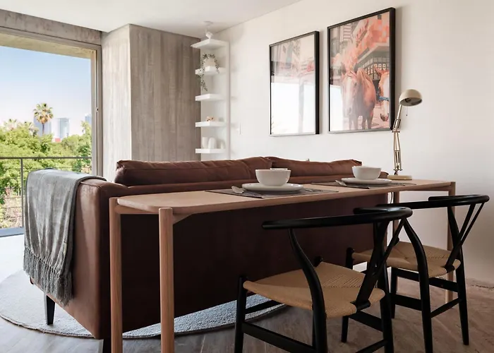 Par 606 Apartment