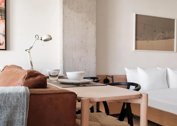 Par 606 Apartment *