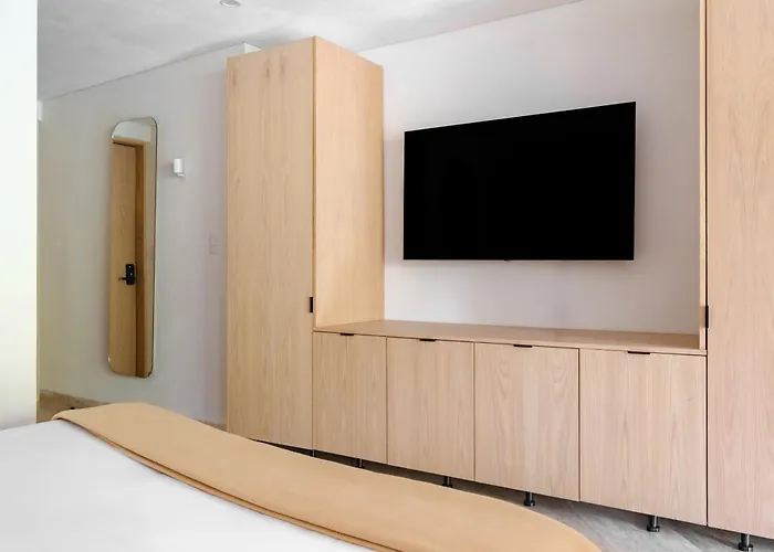 Par 606 Apartment *