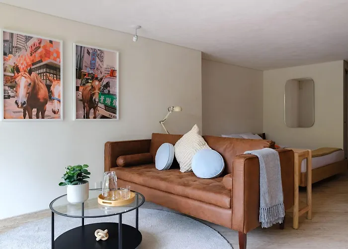 Par 606 Apartment