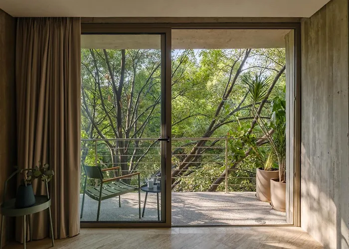 Par 606 Apartment *